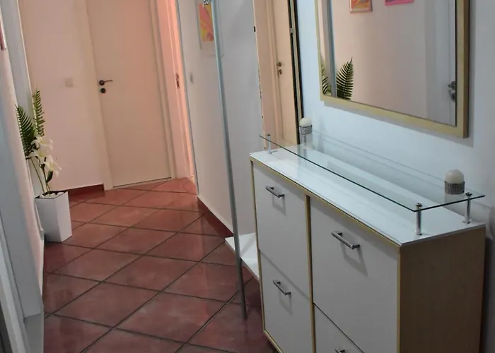 Alex Botique Apartment