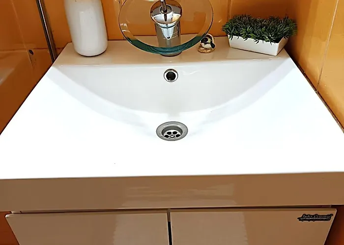 Alex Botique Apartment *